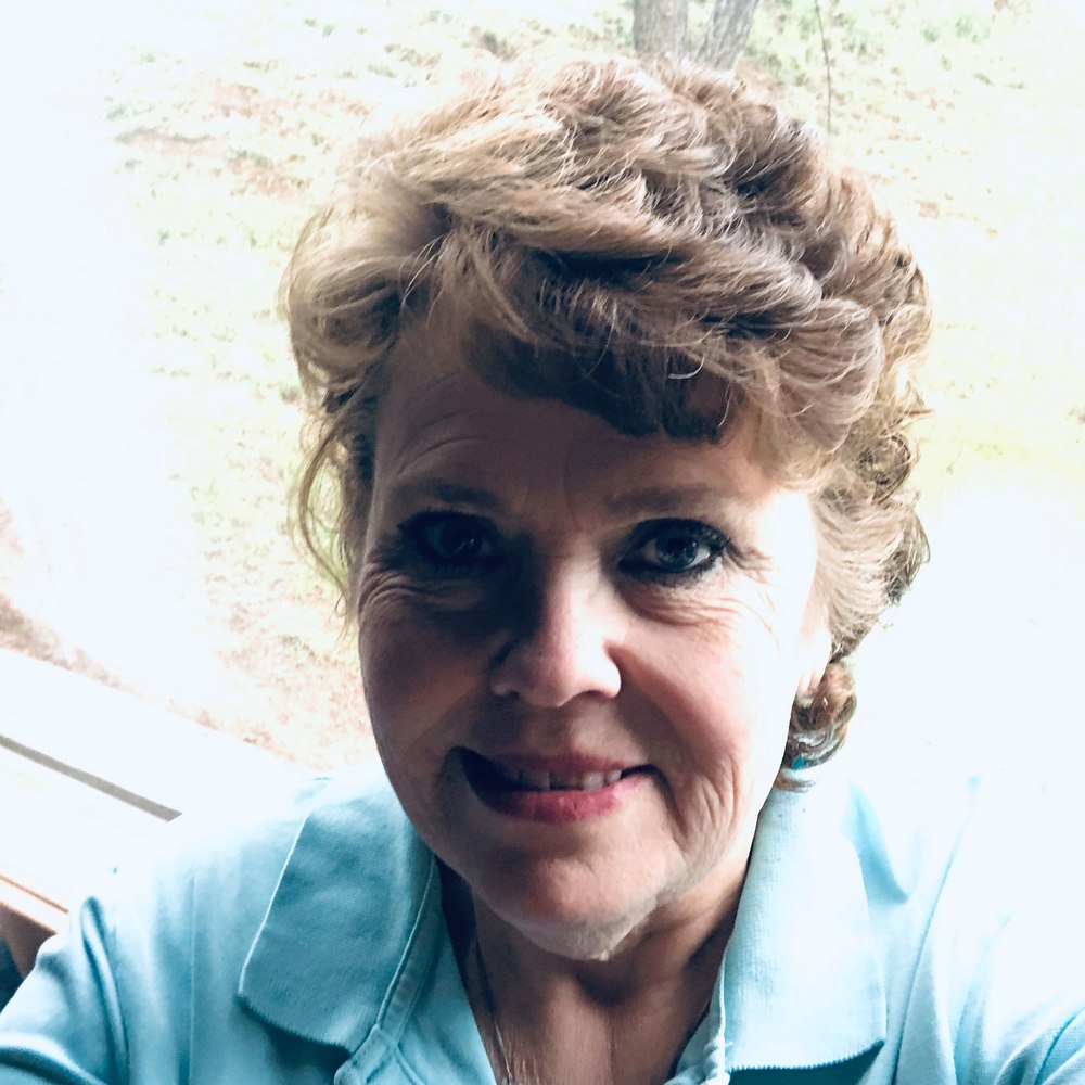 Meet your Posher, Laurie